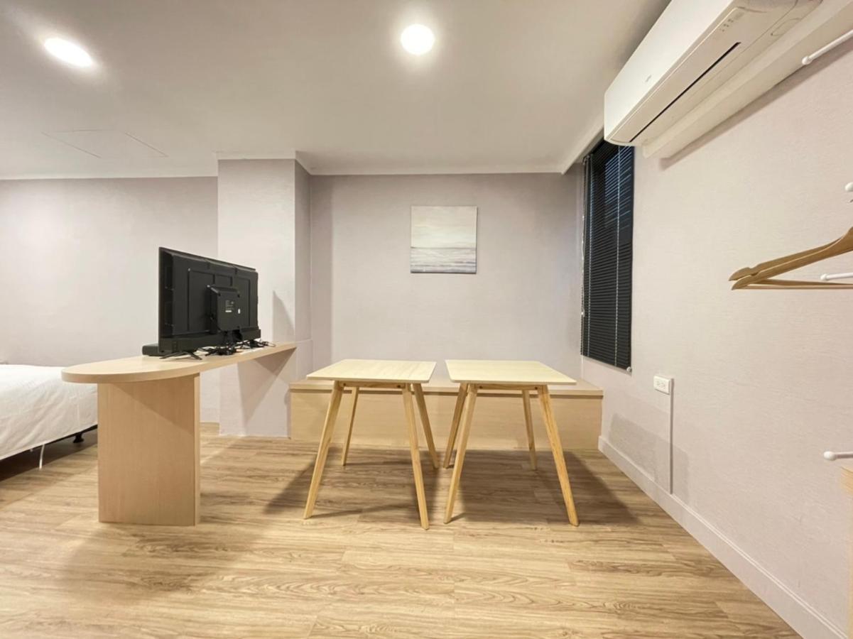 Yoshi Hotel - Tainan Station Branch Zewnętrze zdjęcie