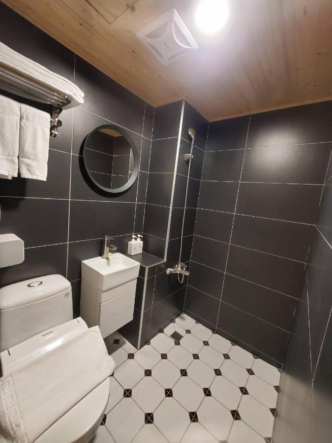 Yoshi Hotel - Tainan Station Branch Zewnętrze zdjęcie