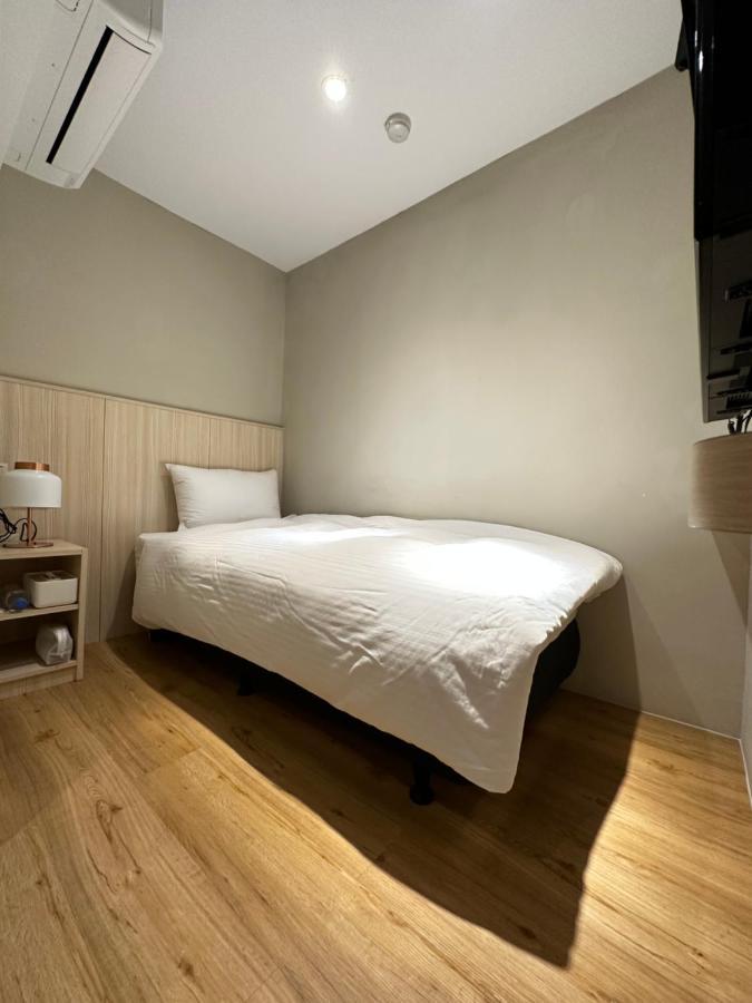 Yoshi Hotel - Tainan Station Branch Zewnętrze zdjęcie